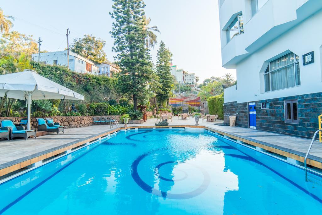 Hotel Hillock Маунт-Абу Экстерьер фото